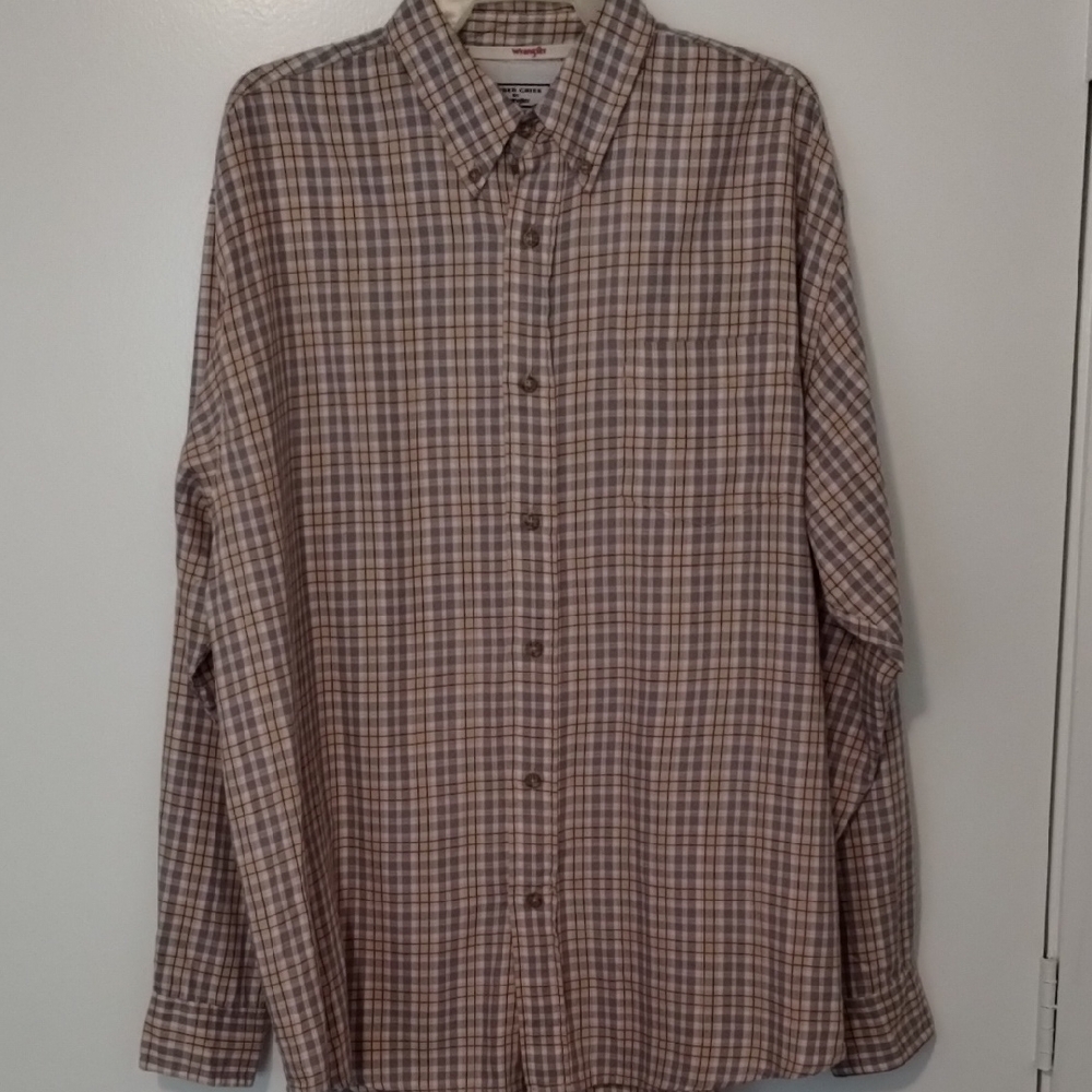 Wrangler Brown and Tan Casual Button Down Shirt